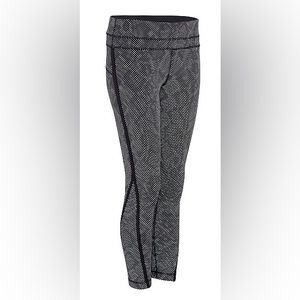 Lululemon Ravashing Reptile Pace Tight Reflective